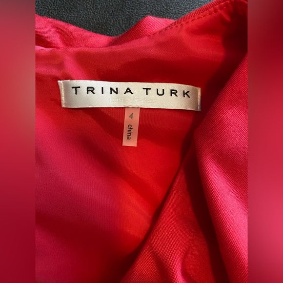 Trina Turk Alpin Ruffle Sheath V-neck Dress 4 - Picture 4 of 12